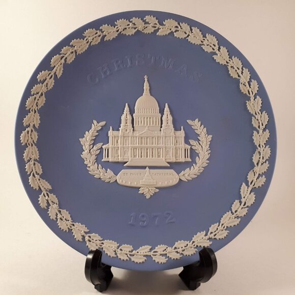1972 St.Paul's cathedral christmas plate 8 inches plate with box - Picture 2 of 4